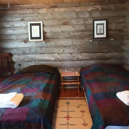 Chalet Akolampi *